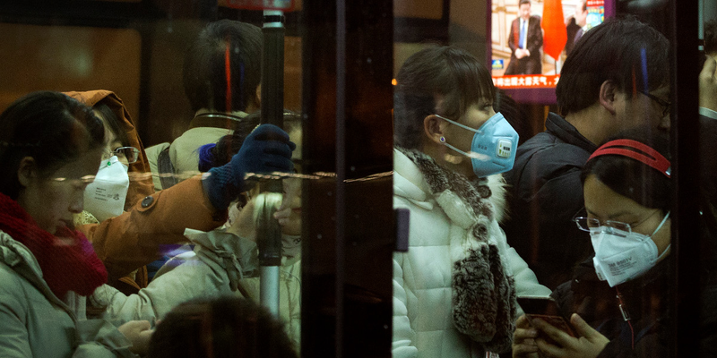 Illustration for article titled In Pictures: China Is Enveloped In Thick and Dangerous Smog